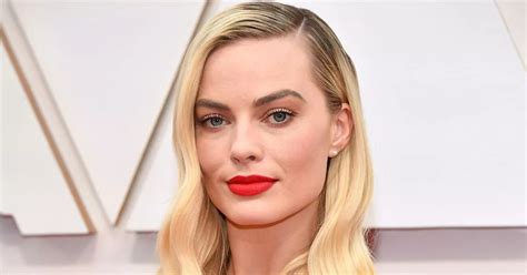 margot robbie vagina|Margot Robbie reveals secret about Wolf of Wall Street nude。